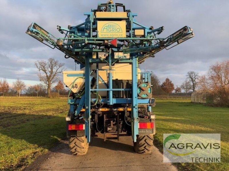 LKW tip Benz UNIMOG U 400, Gebrauchtmaschine in Seelow (Poză 4)