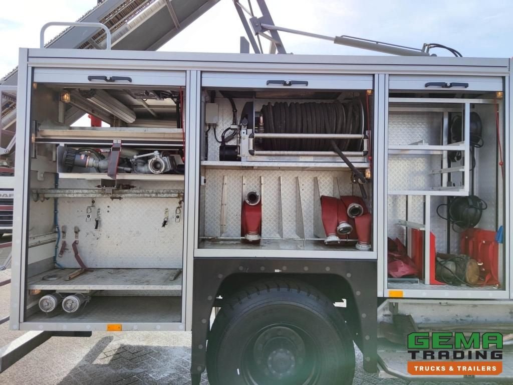 LKW типа DAF FAV 1800 DHTD 360 4x4 Dubbel Cab (10 pers) Ziegler TS10 LD2800, Gebrauchtmaschine в Oud Gastel (Фотография 10)