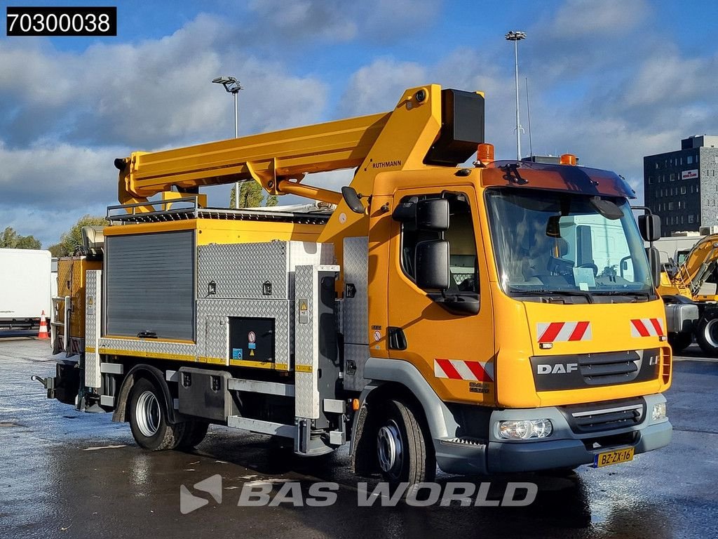 LKW Türe ait DAF LF45.180 LF 4X2 NL-Truck Ruthmann 18mtr Aerial platform Hubarbei, Gebrauchtmaschine içinde Veghel (resim 9)