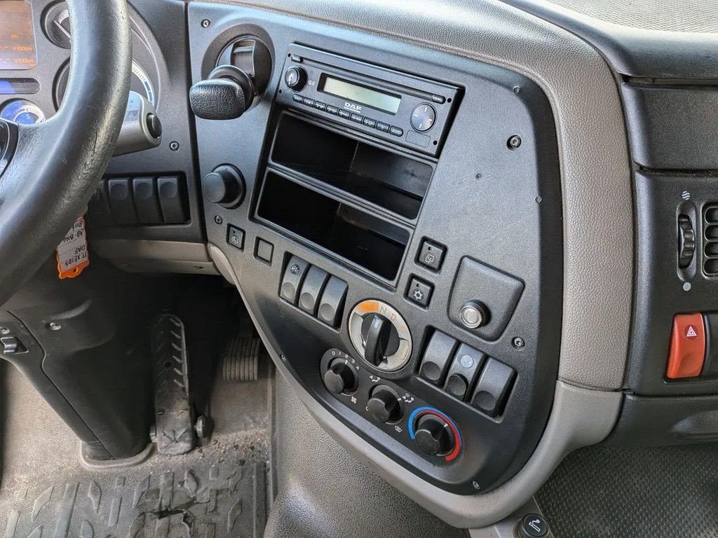 LKW des Typs DAF XF 105 FT XF105, Gebrauchtmaschine in Groningen (Bild 9)