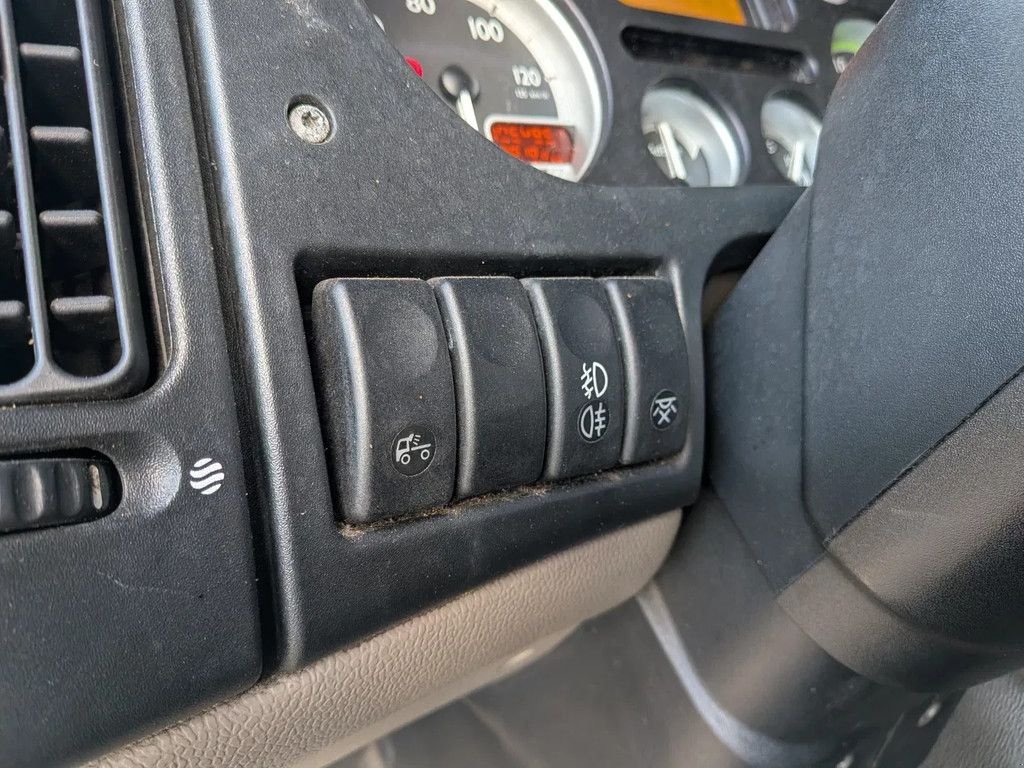 LKW des Typs DAF XF 105 FT XF105, Gebrauchtmaschine in Groningen (Bild 8)