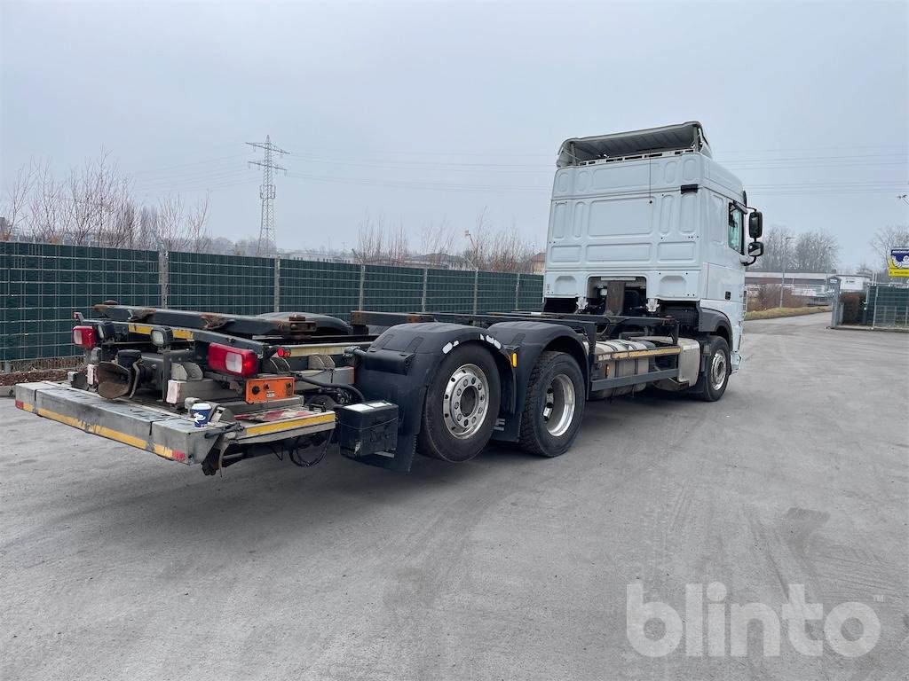LKW of the type DAF XF 480 FAR, Gebrauchtmaschine in Düsseldorf (Picture 3)
