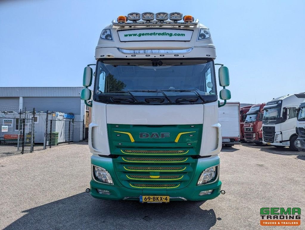 LKW типа DAF XF 530 FAN 6x2/4 SuperSpaceCab Euro6C - Retarder - OpenLaadbak 7, Gebrauchtmaschine в Oud Gastel (Фотография 9)