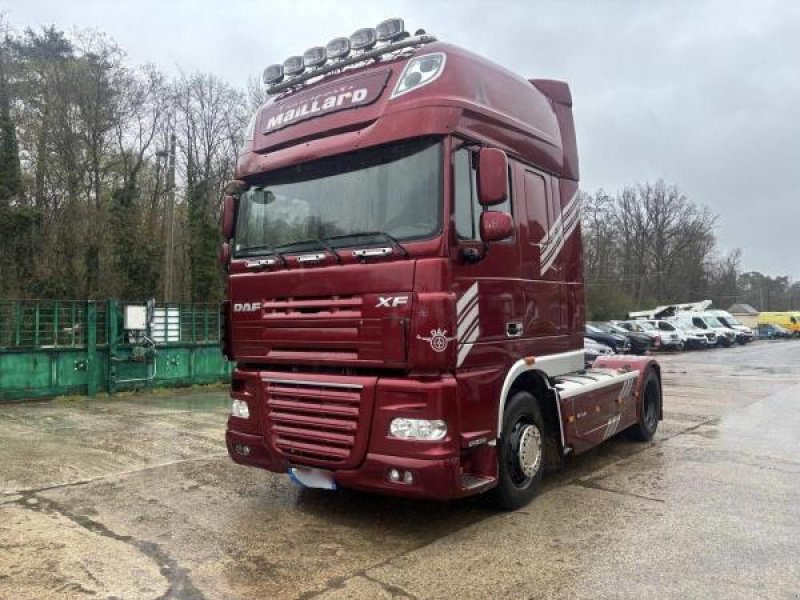 LKW типа DAF XF105, Gebrauchtmaschine в Bourron Marlotte (Фотография 1)