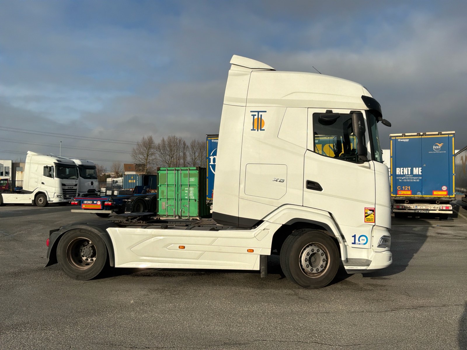 LKW of the type DAF XG 480 FT, Gebrauchtmaschine in Zeebrugge (Picture 4)