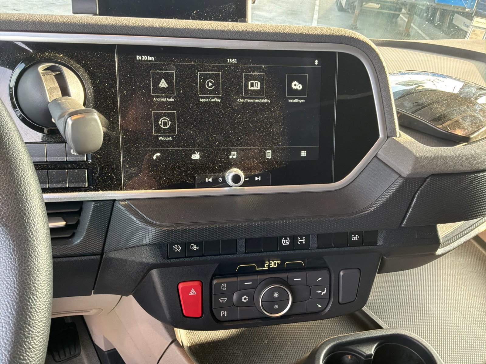 LKW of the type DAF XG 480 FT, Gebrauchtmaschine in Zeebrugge (Picture 15)