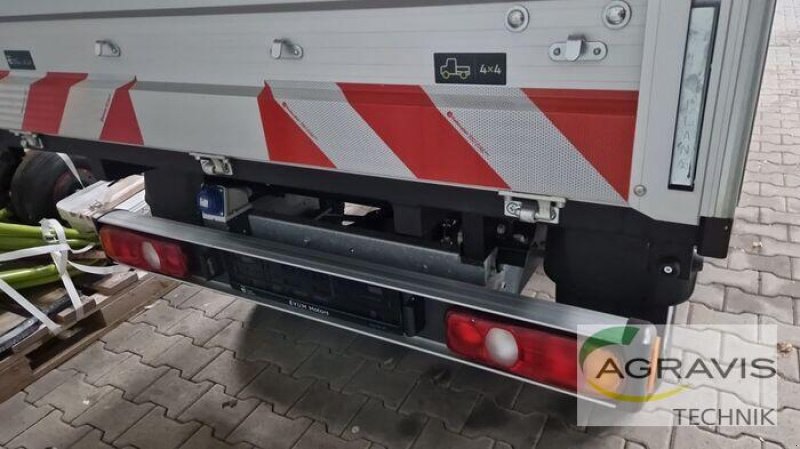 LKW des Typs EVUM ACAR, Neumaschine in Melle-Wellingholzhausen (Bild 5)