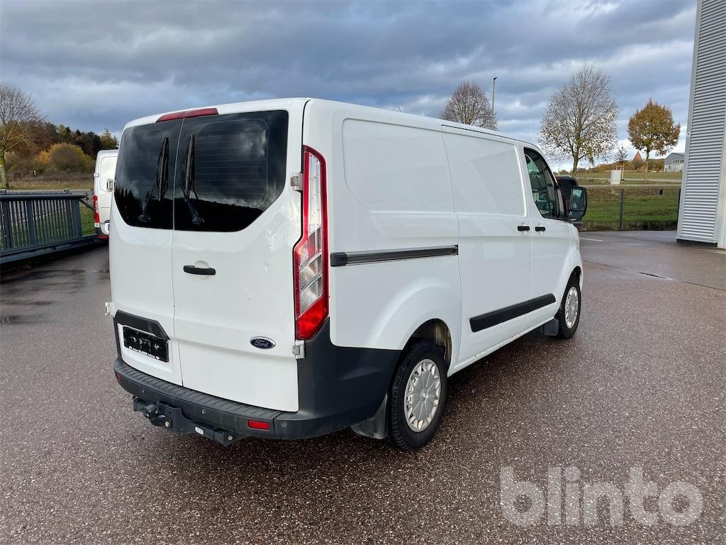 LKW Türe ait Ford Transit Custom, Gebrauchtmaschine içinde Düsseldorf (resim 3)