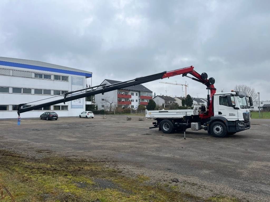 LKW of the type HMF 1620K4-RCS 2024, Gebrauchtmaschine in Sittard (Picture 6)