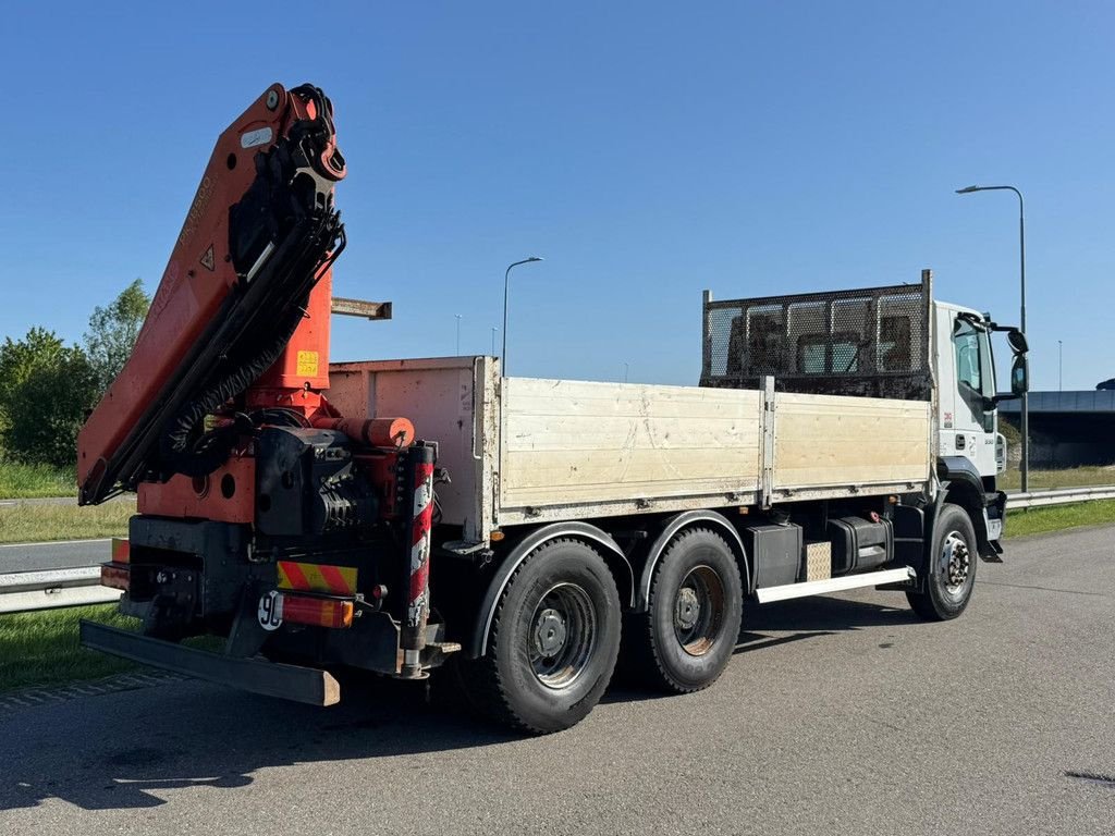 LKW del tipo Iveco 330 6x4 with Palfinger PK 18500 crane, Gebrauchtmaschine en Velddriel (Imagen 7)
