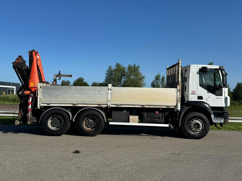 LKW del tipo Iveco 330 6x4 with Palfinger PK 18500 crane, Gebrauchtmaschine en Velddriel (Imagen 4)