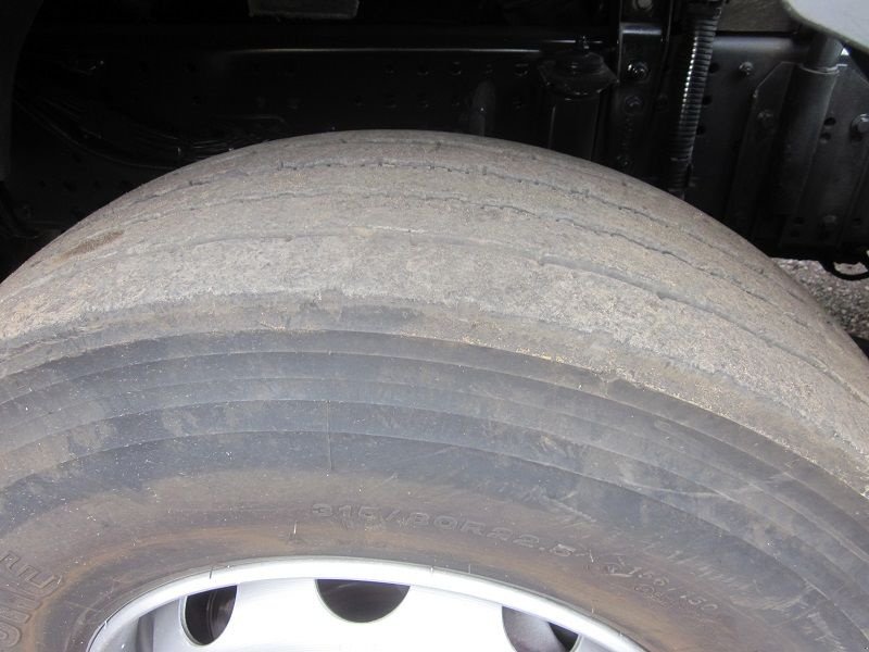 LKW типа Iveco 360, Gebrauchtmaschine в CHAPONOST (Фотография 9)