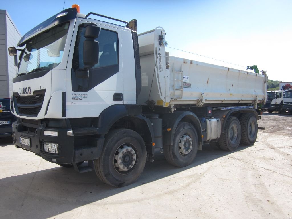 LKW des Typs Iveco 450 T, Gebrauchtmaschine in CHAPONOST (Bild 5)