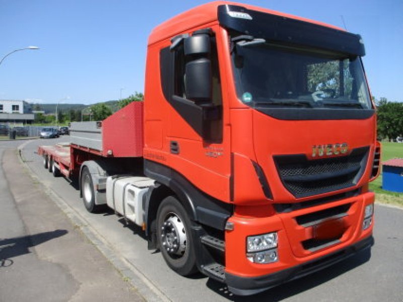 LKW of the type Iveco 460 Stralis, Gebrauchtmaschine in Obrigheim (Picture 1)