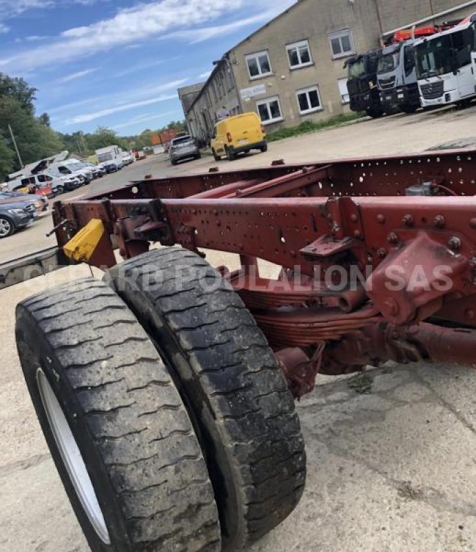 LKW za tip Iveco CURS0R 240 PORTEUR FOURGON, Gebrauchtmaschine u Bourron Marlotte (Slika 9)