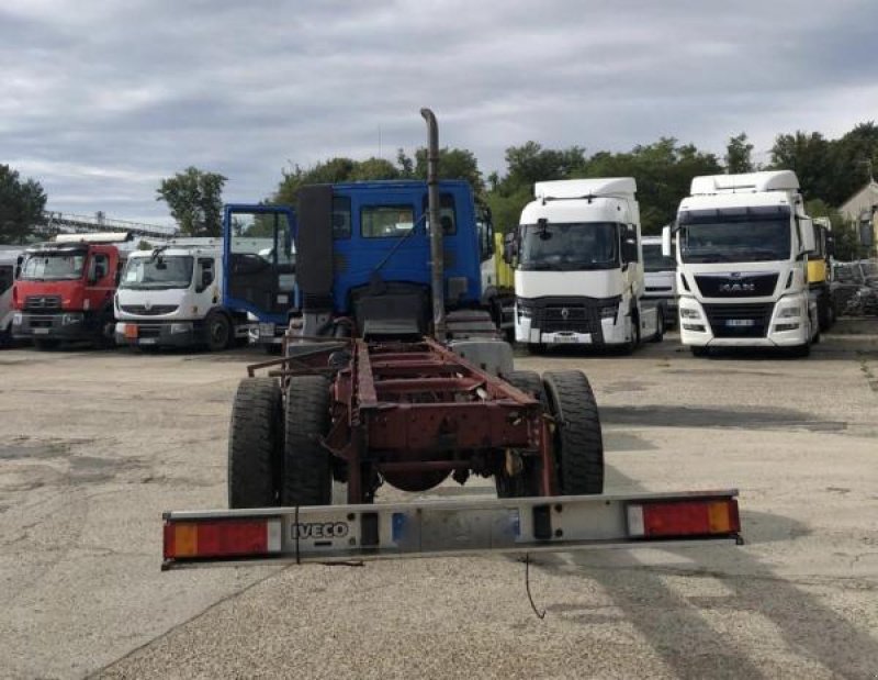 LKW za tip Iveco CURS0R 240 PORTEUR FOURGON, Gebrauchtmaschine u Bourron Marlotte (Slika 8)