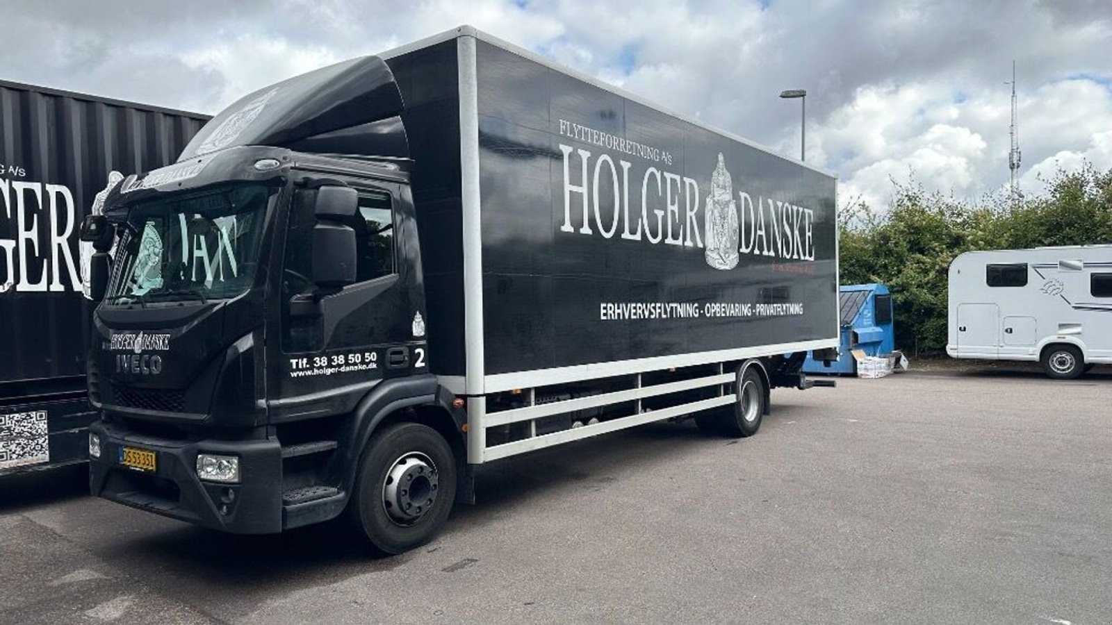 LKW типа Iveco Eurocargo med rampe, Gebrauchtmaschine в Rødovre (Фотография 1)