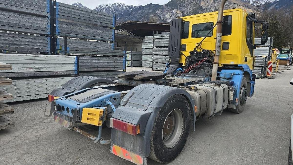 LKW of the type Iveco Strallis 4x2 Sattelzugmaschine mit Kipphydraulik, Gebrauchtmaschine in Göpfritz an der Wild (Picture 5)