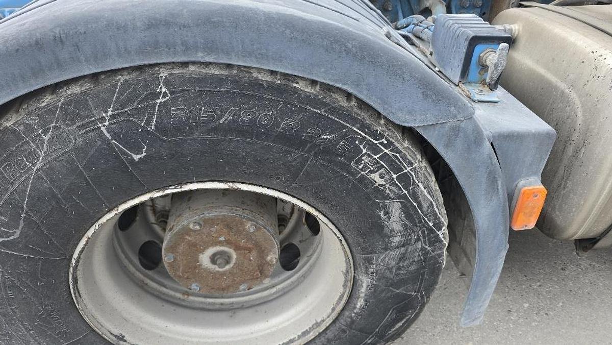 LKW of the type Iveco Strallis 4x2 Sattelzugmaschine mit Kipphydraulik, Gebrauchtmaschine in Göpfritz an der Wild (Picture 8)