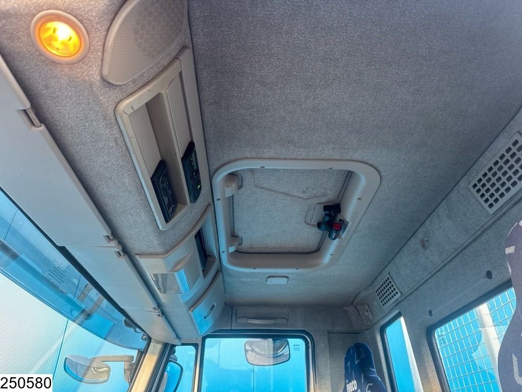 LKW typu Iveco Trakker 360 6x4, EURO 5, Steel suspension, Gebrauchtmaschine v Ede (Obrázok 8)