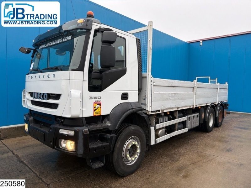 LKW tipa Iveco Trakker 360 6x4, EURO 5, Steel suspension, Gebrauchtmaschine u Ede (Slika 1)