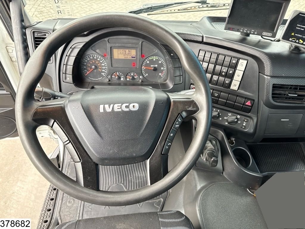 LKW a típus Iveco Trakker 360 6x4, EURO 6, Steelsuspension, Hub reduction, Gebrauchtmaschine ekkor: Ede (Kép 11)