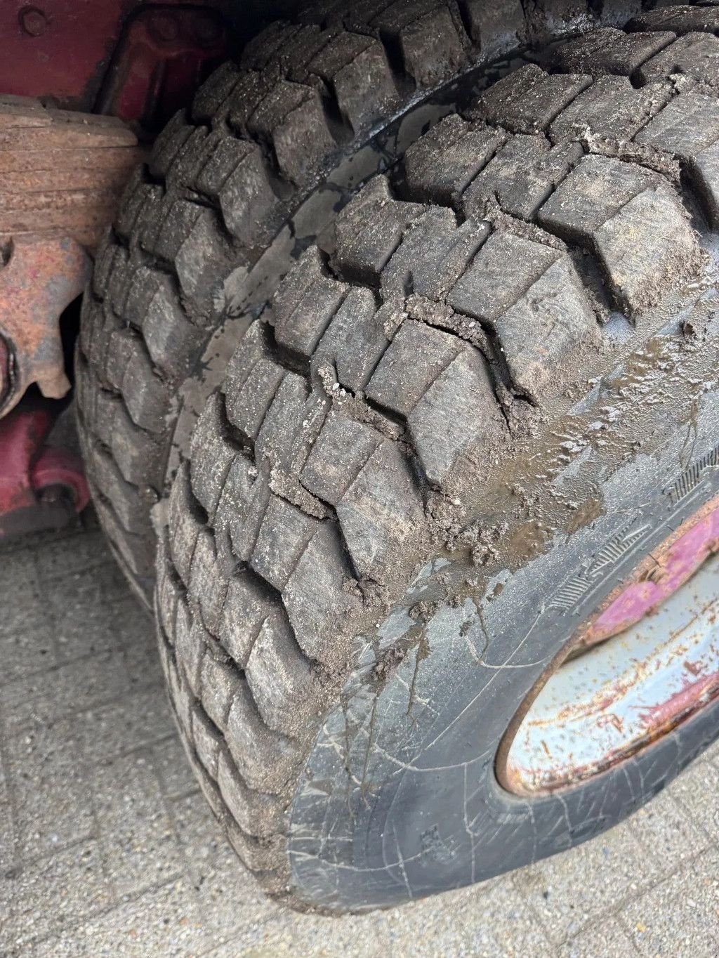 LKW типа Iveco Turbotech **260-30-WOOD CHIPPER-BROYEUR A BOIS**, Gebrauchtmaschine в Kessel (Фотография 9)