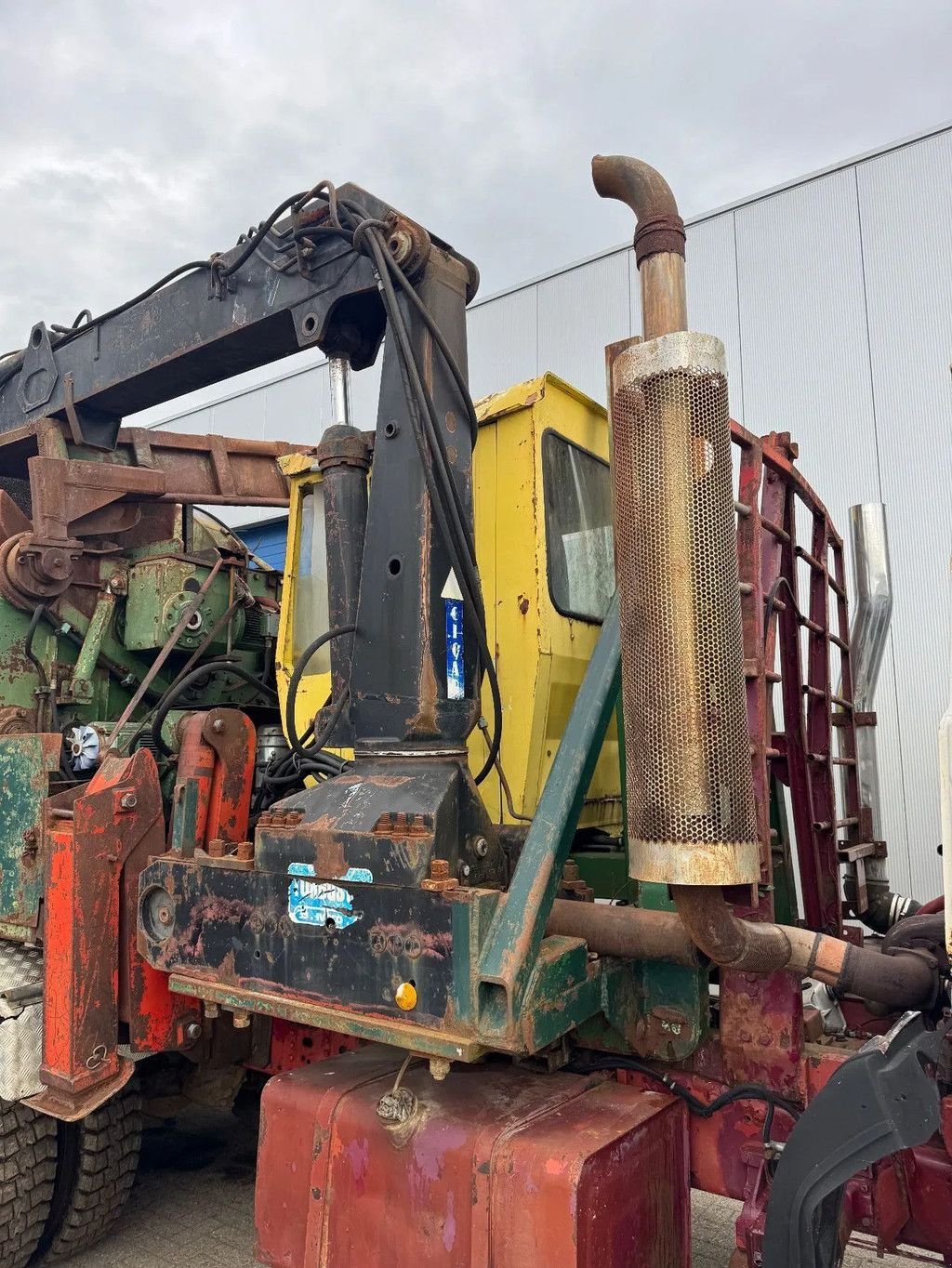 LKW типа Iveco Turbotech **260-30-WOOD CHIPPER-BROYEUR A BOIS**, Gebrauchtmaschine в Kessel (Фотография 4)