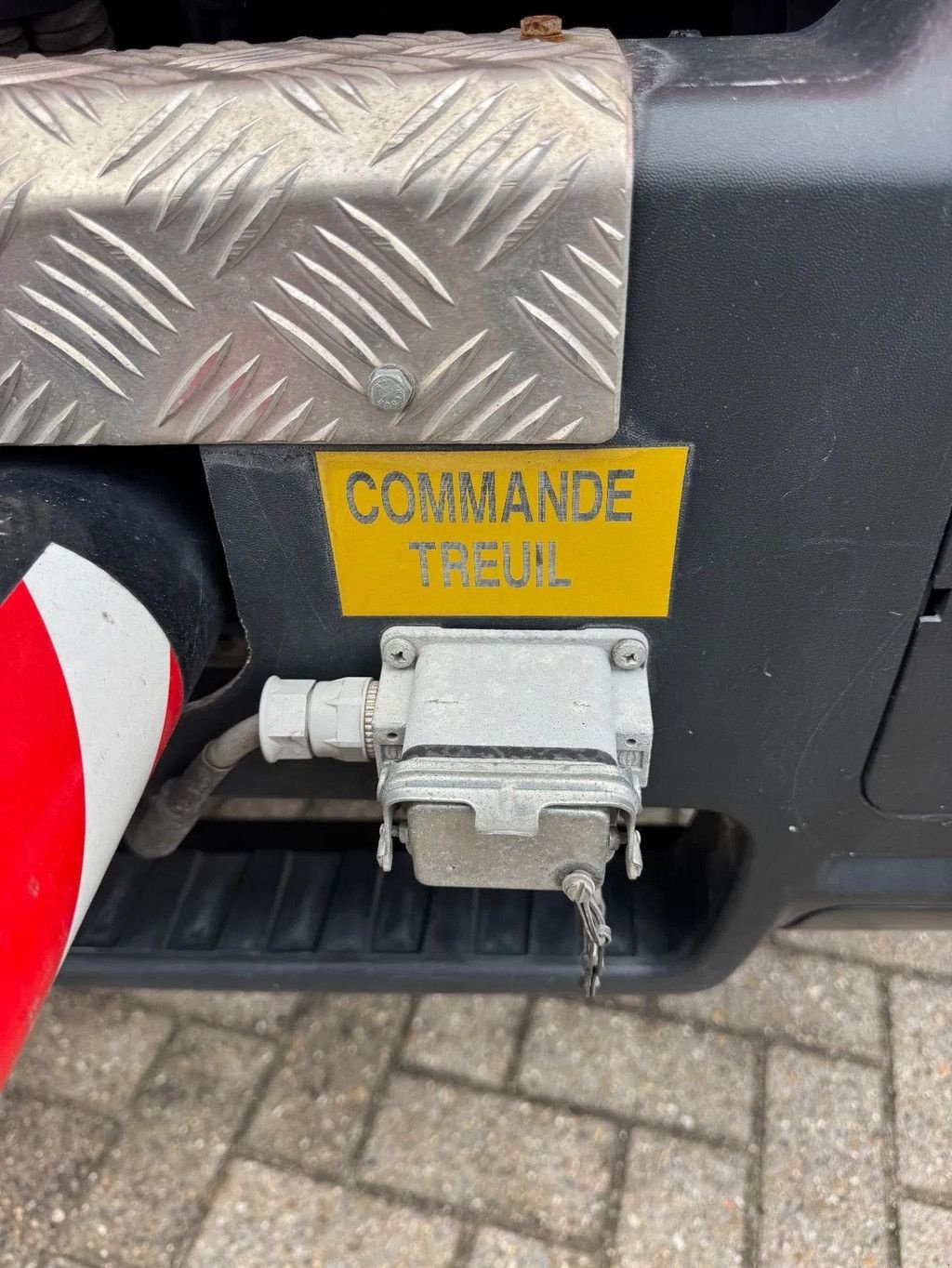 LKW del tipo MAN 10.163 **FIRETRUCK-POMPIER+WINCH**, Gebrauchtmaschine In Kessel (Immagine 4)