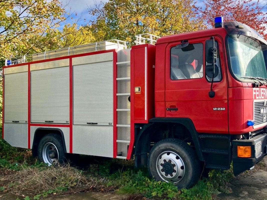LKW des Typs MAN 12.232 FA 4X4 - Löschfahrzeug, Gebrauchtmaschine in Liebenwalde (Bild 3)