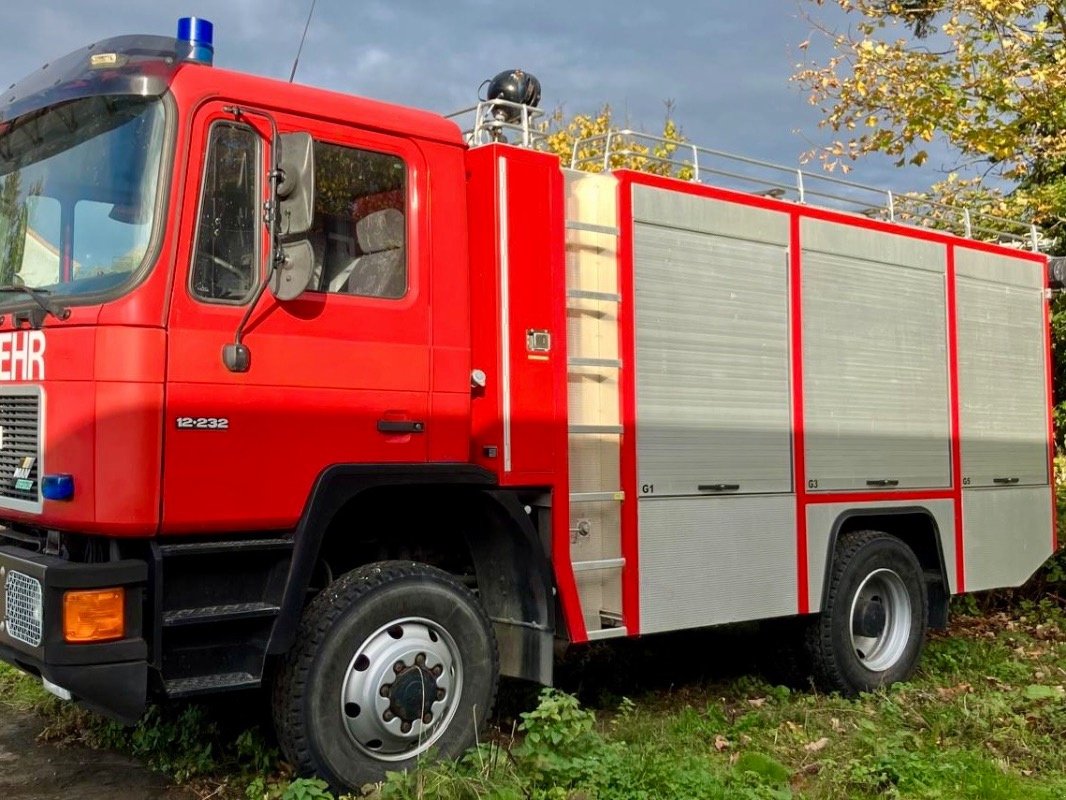 LKW des Typs MAN 12.232 FA 4X4 - Löschfahrzeug, Gebrauchtmaschine in Liebenwalde (Bild 2)