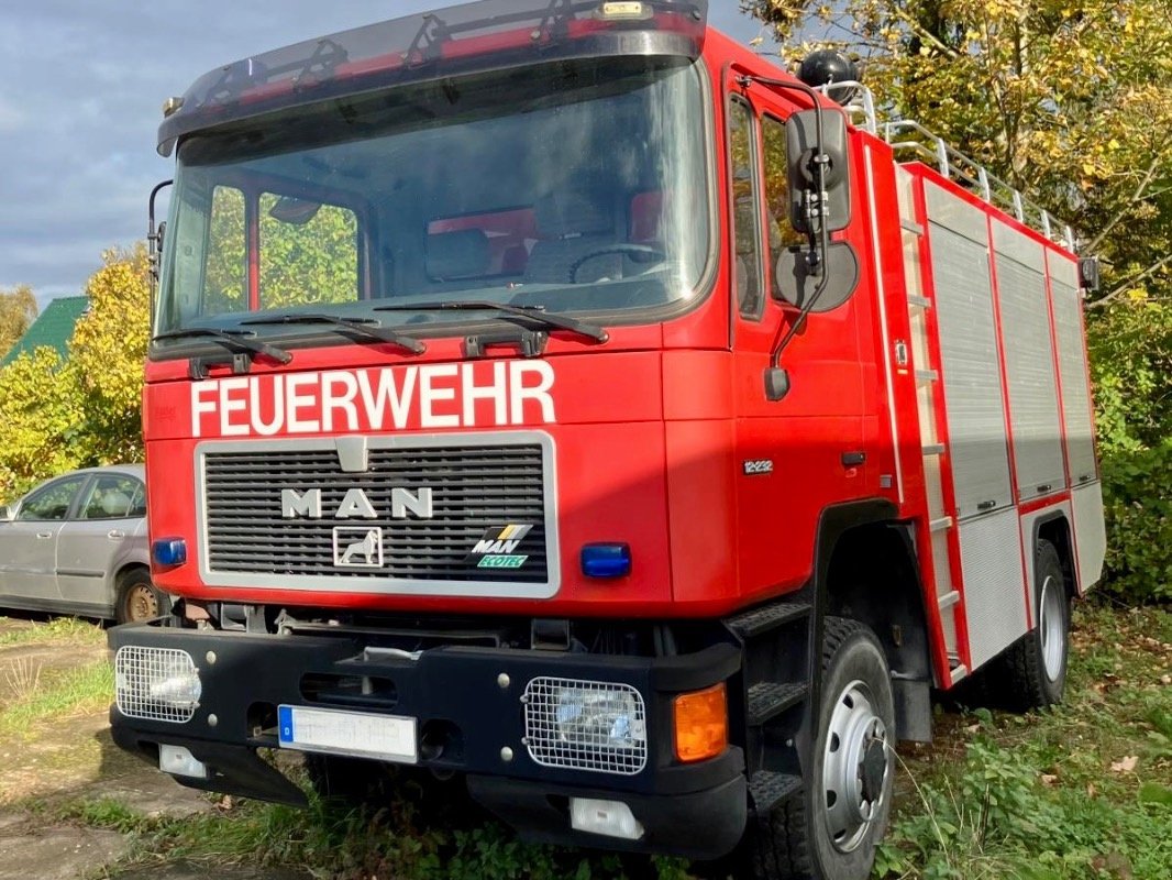 LKW des Typs MAN 12.232 FA 4X4 - Löschfahrzeug, Gebrauchtmaschine in Liebenwalde (Bild 1)