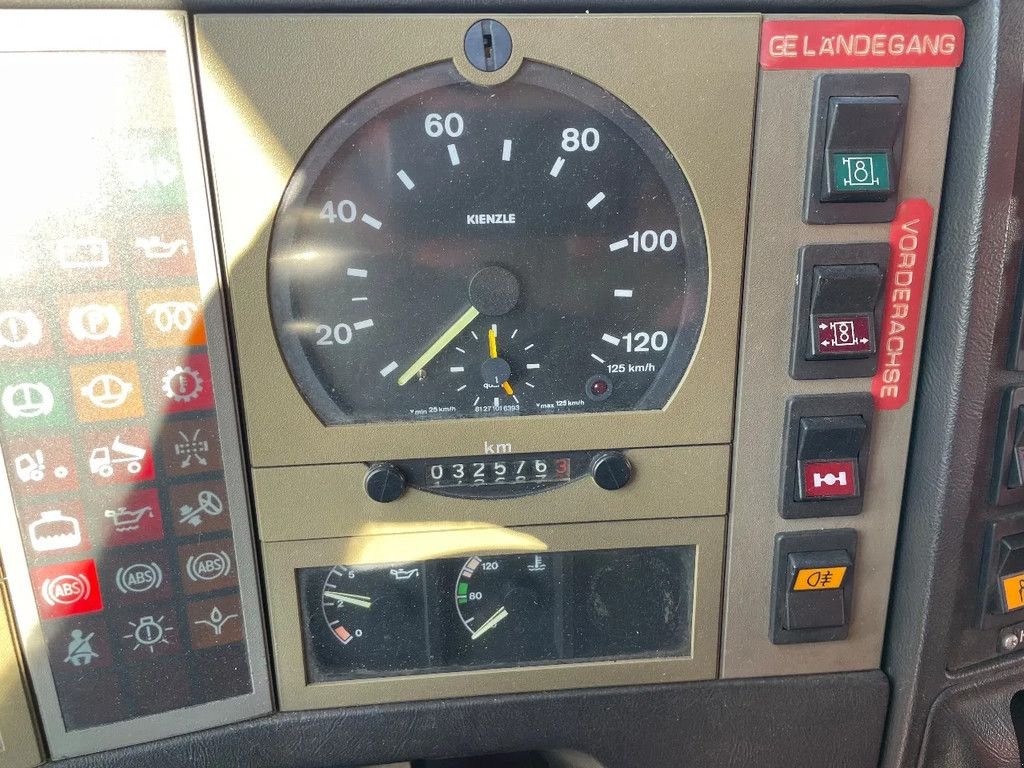 LKW typu MAN 14 .232 Silent 4x4 Full Steelsuspention ! 2000 Liter ! 32.000 km, Gebrauchtmaschine v Kerkrade (Obrázek 7)