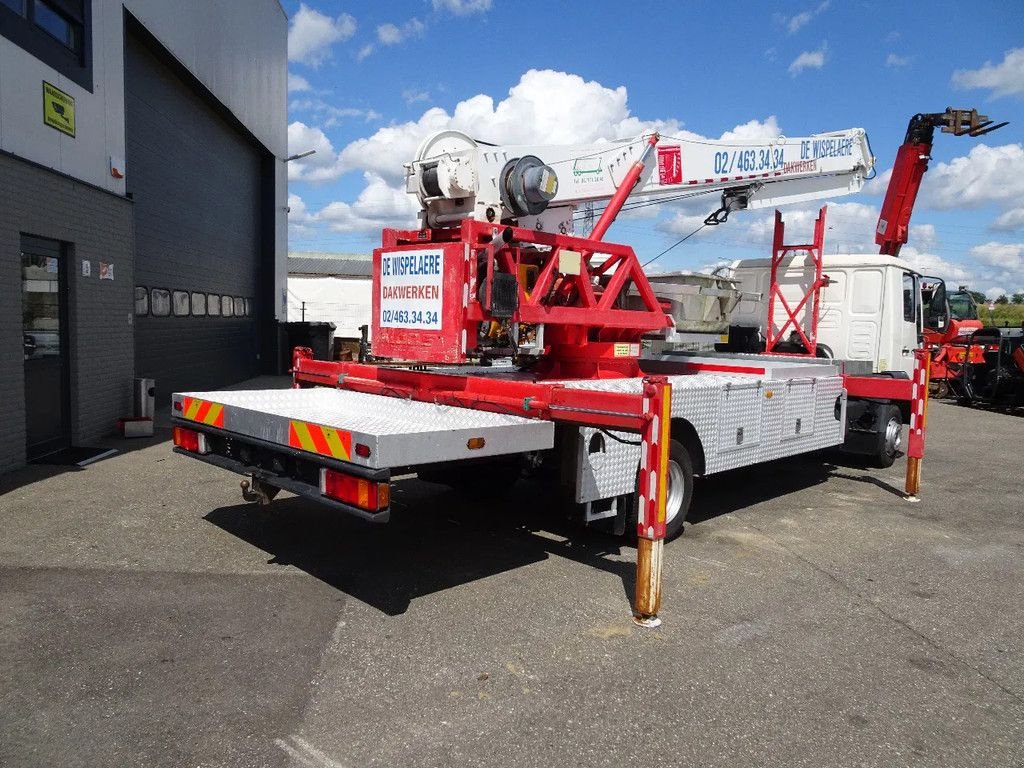 LKW Türe ait MAN 8.163 8.163, Gebrauchtmaschine içinde Zutphen (resim 3)