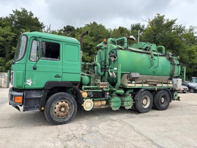 LKW типа MAN CITERNE VIDANGE 33.332, Gebrauchtmaschine в Bourron Marlotte (Фотография 1)