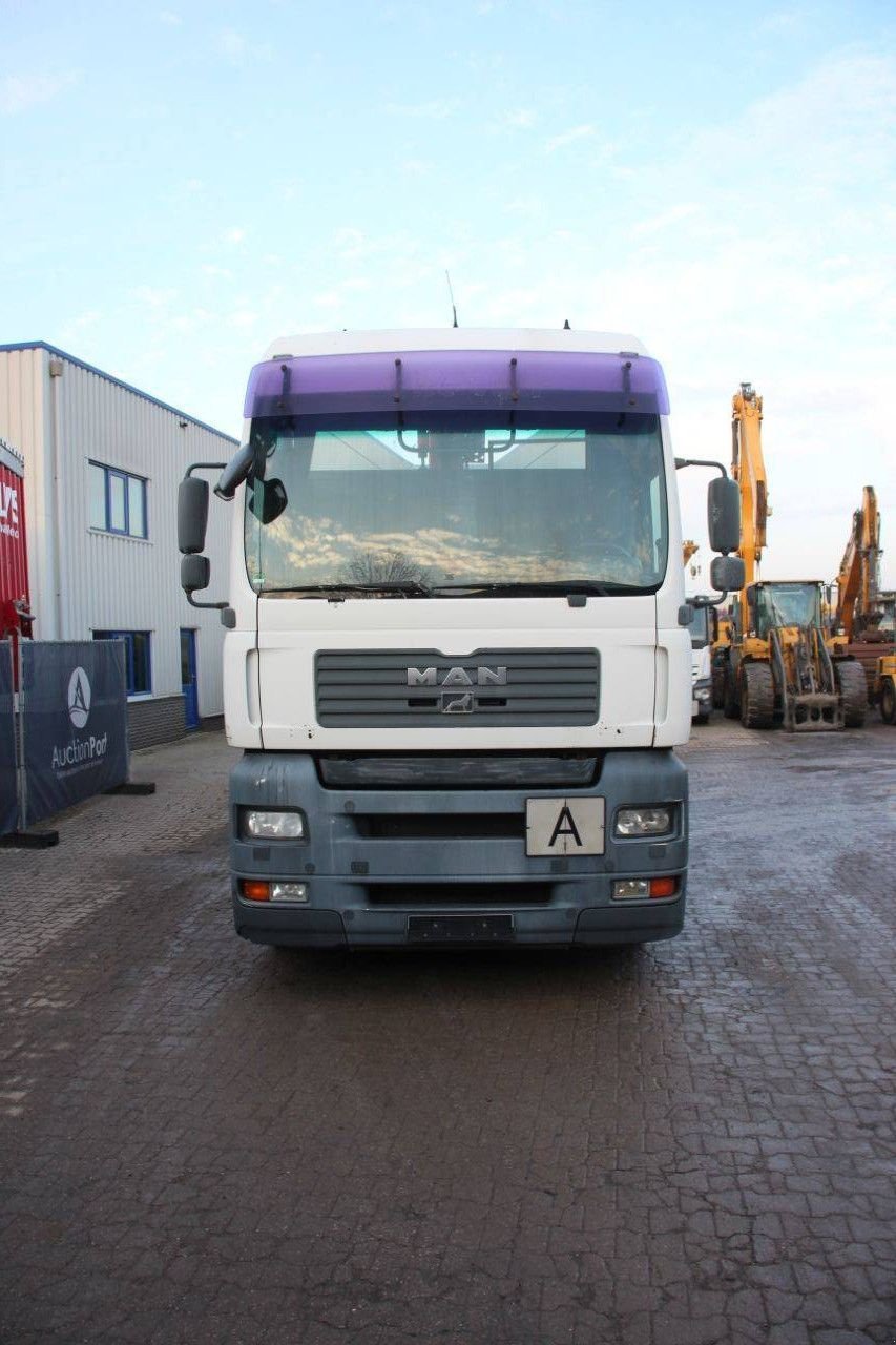 LKW of the type MAN HT2800, Gebrauchtmaschine in Antwerpen (Picture 8)