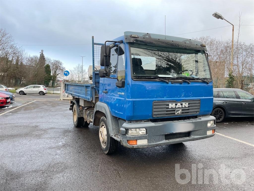 LKW от тип MAN LE 8.180, Gebrauchtmaschine в Düsseldorf (Снимка 2)