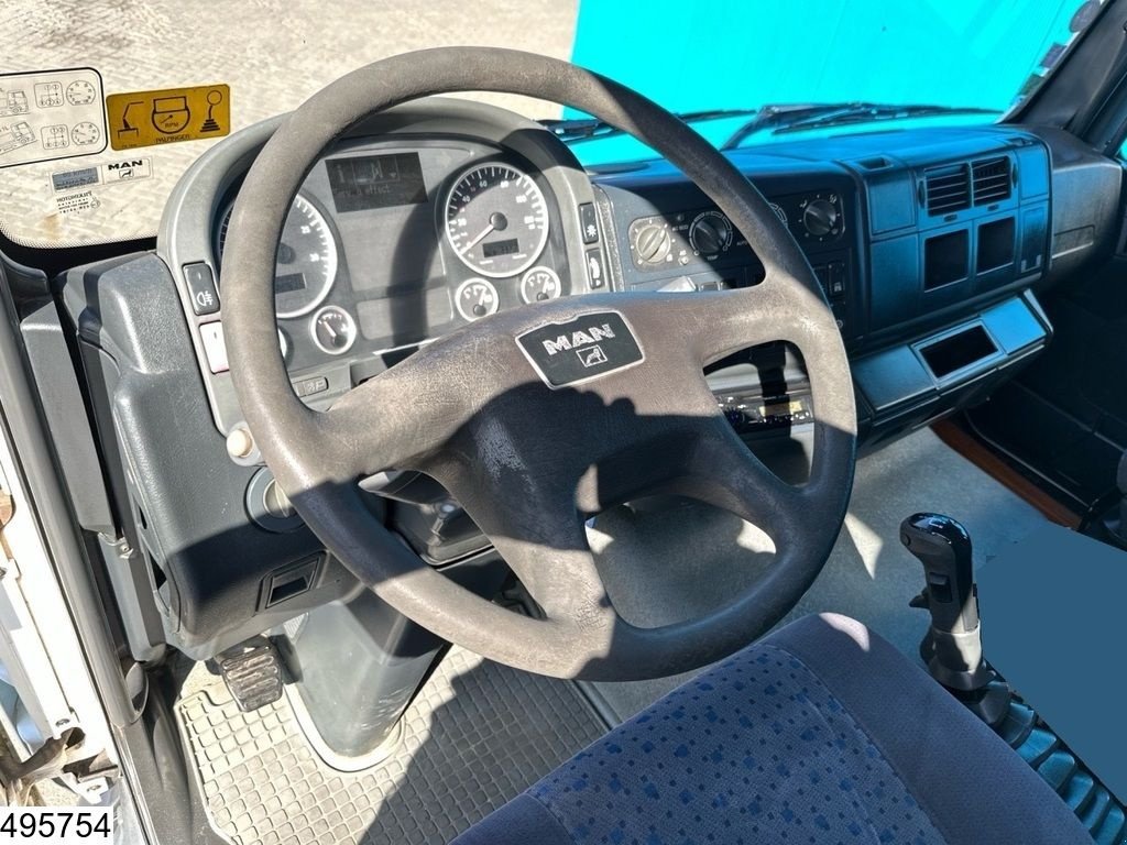 LKW des Typs MAN TGA 26 360 6X4, Manual, Steel suspension, Gebrauchtmaschine in Ede (Bild 5)