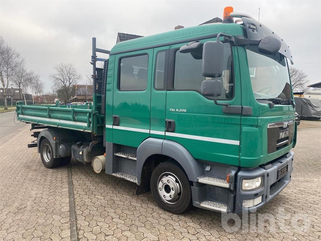 LKW des Typs MAN TGL 8.220 FK, Gebrauchtmaschine in Düsseldorf (Bild 2)