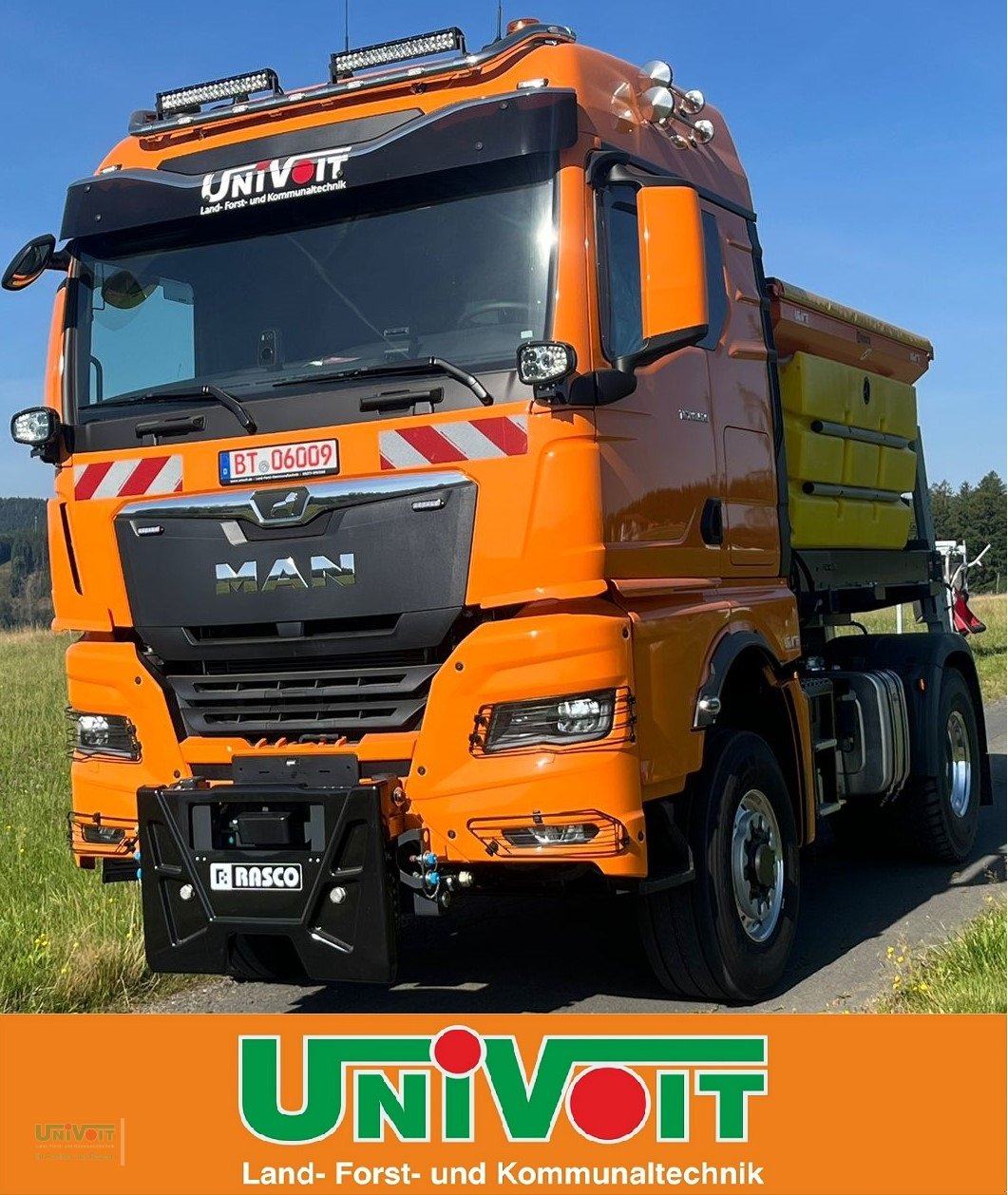 LKW of the type MAN TGX 18.520 Allrad Hydrodrive Winterdienst + Schneepflug + Streuer, Neumaschine in Warmensteinach (Picture 3)