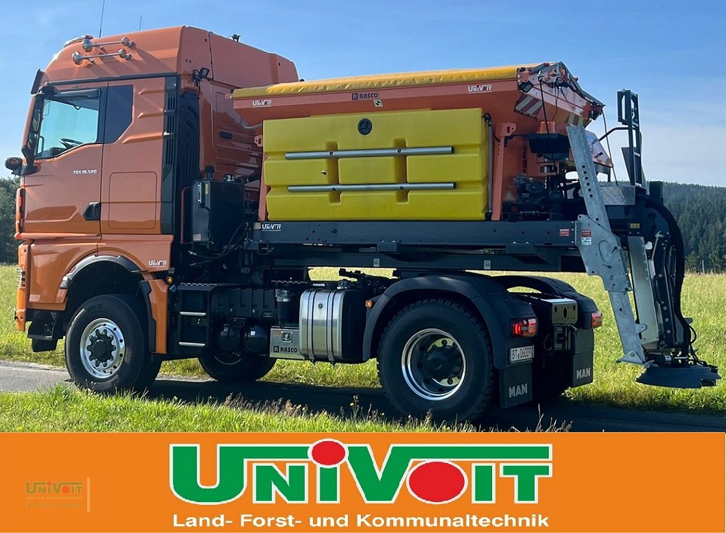 LKW of the type MAN TGX 18.520 Allrad Hydrodrive Winterdienst + Schneepflug + Streuer, Neumaschine in Warmensteinach (Picture 7)