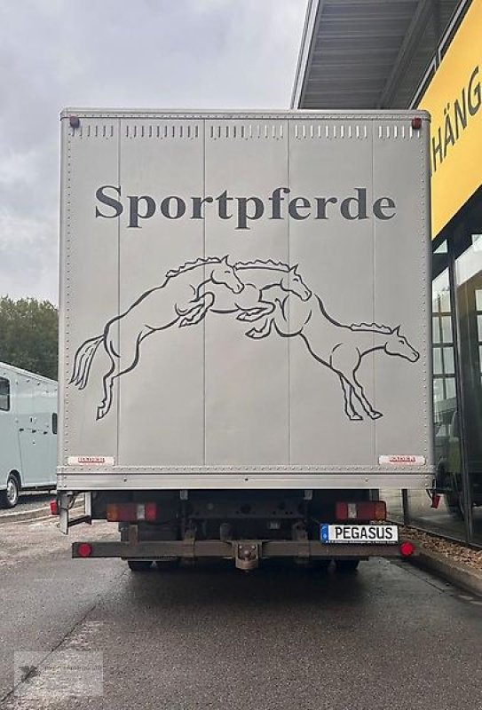 LKW типа MAN VW 8.153 3 Pferdetransporter Wohnabteil 7,5t. hydrl. Klappe, Gebrauchtmaschine в Gevelsberg (Фотография 4)