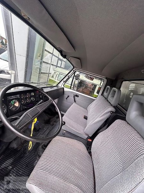 LKW типа MAN VW 8.153 3 Pferdetransporter Wohnabteil 7,5t. hydrl. Klappe, Gebrauchtmaschine в Gevelsberg (Фотография 12)