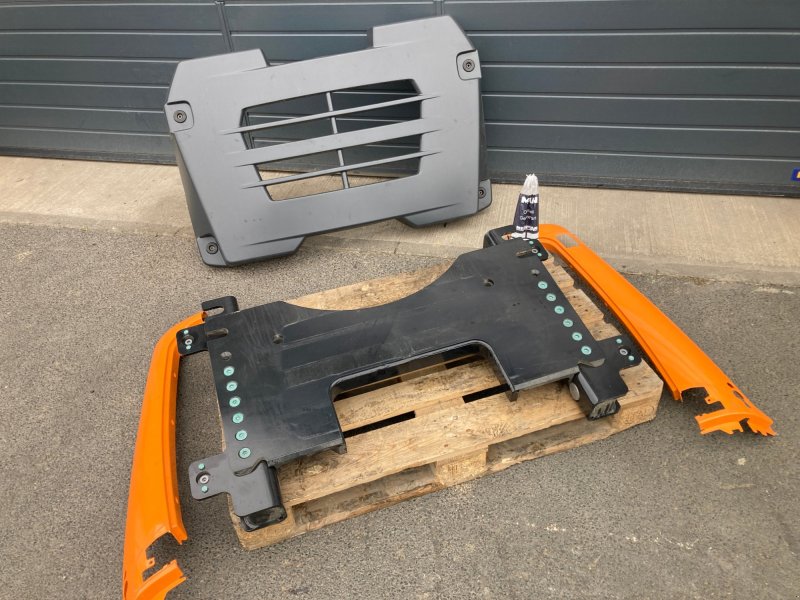 MAN zum TGM 18.320 Schneepflug Anbauplatte Kommunalplatte Frontplatte, Gebrauchtmaschine, Baujahr: 2024, Betriebsstunden: 0 Stunden LKW des Typs MAN zum TGM 18.320 Schneepflug Anbauplatte Kommunalplatte Frontplatte, Gebrauchtmaschine in Wülfershausen an der Saale