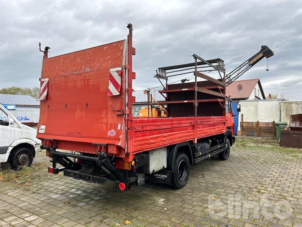 LKW del tipo Mercedes-Benz 814 L, Gebrauchtmaschine en Düsseldorf (Imagen 3)