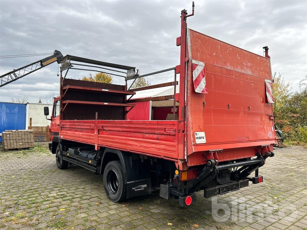 LKW del tipo Mercedes-Benz 814 L, Gebrauchtmaschine en Düsseldorf (Imagen 4)