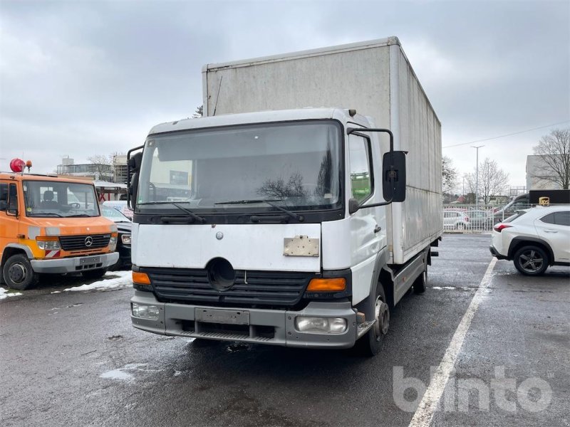 LKW del tipo Mercedes-Benz 815, Gebrauchtmaschine In Düsseldorf (Immagine 1)