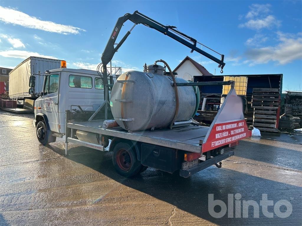 LKW типа Mercedes-Benz 818 D Bluetec 5, Gebrauchtmaschine в Düsseldorf (Фотография 3)