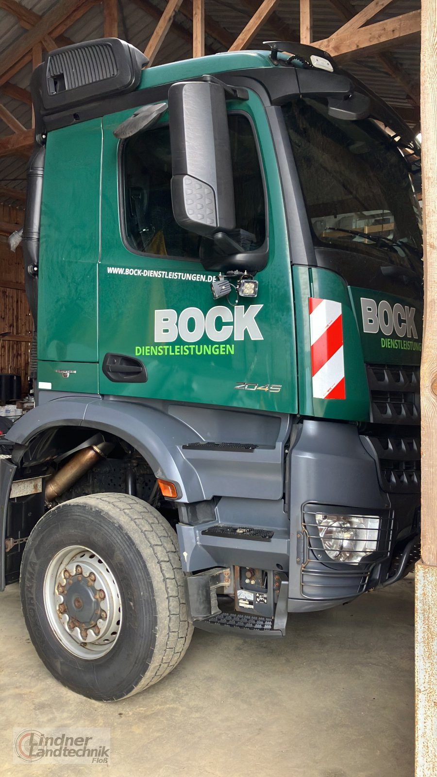 LKW of the type Mercedes-Benz Arocs 2045 AgroTruck, Gebrauchtmaschine in Floss (Picture 1)
