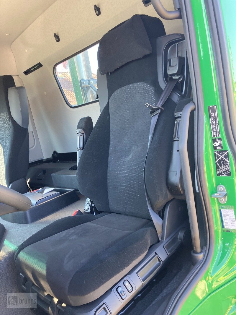 LKW des Typs Mercedes-Benz Arocs 2048 Agrotruck-Lof Sattelzugmaschine, Gebrauchtmaschine in Karstädt (Bild 11)